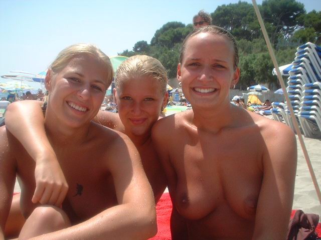 Three cute beautiful young babes exposing their bodies without inhibition